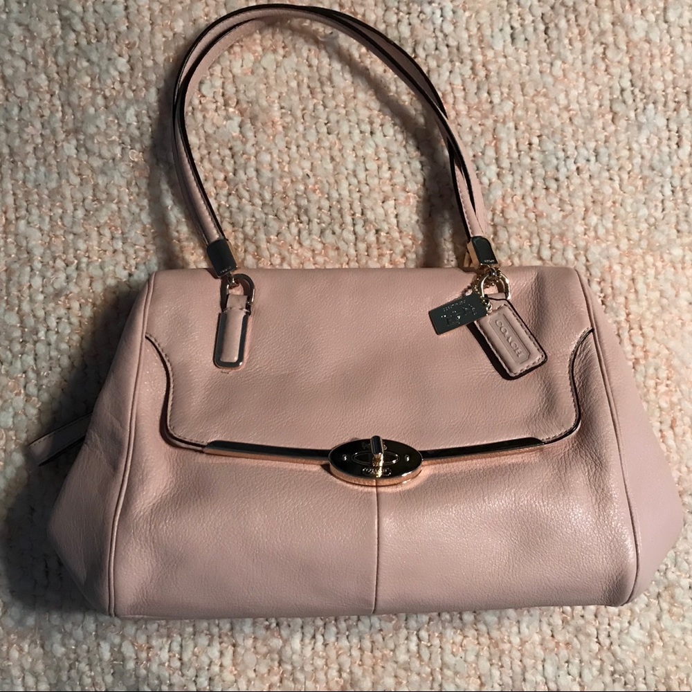 🌷Coach Pink Purse